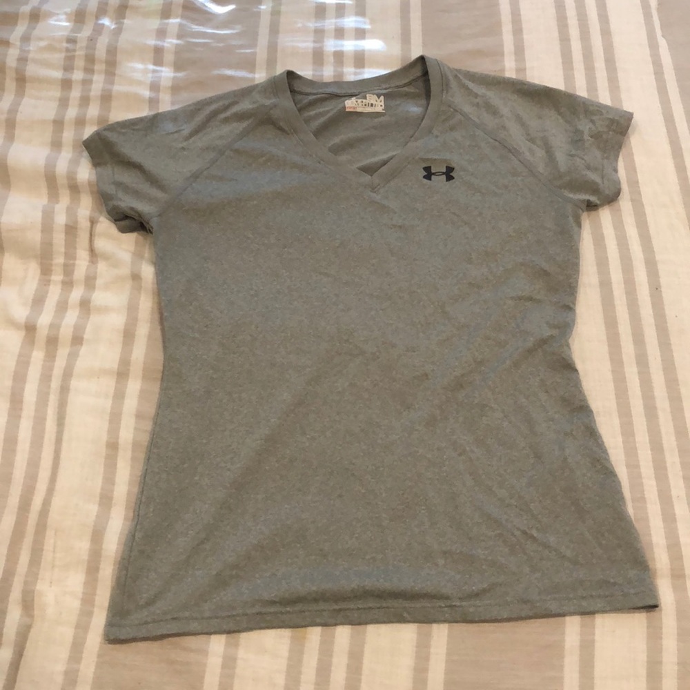Under Armour semi-fitted short sleeve